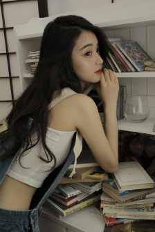 神女峰下的迷雾